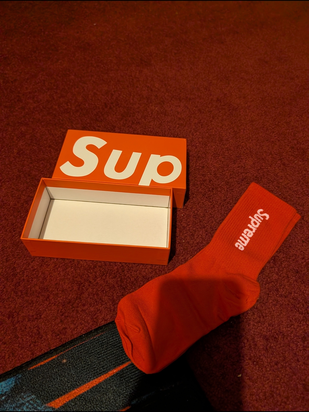 Supreme Red Logo Crew Sock - Red